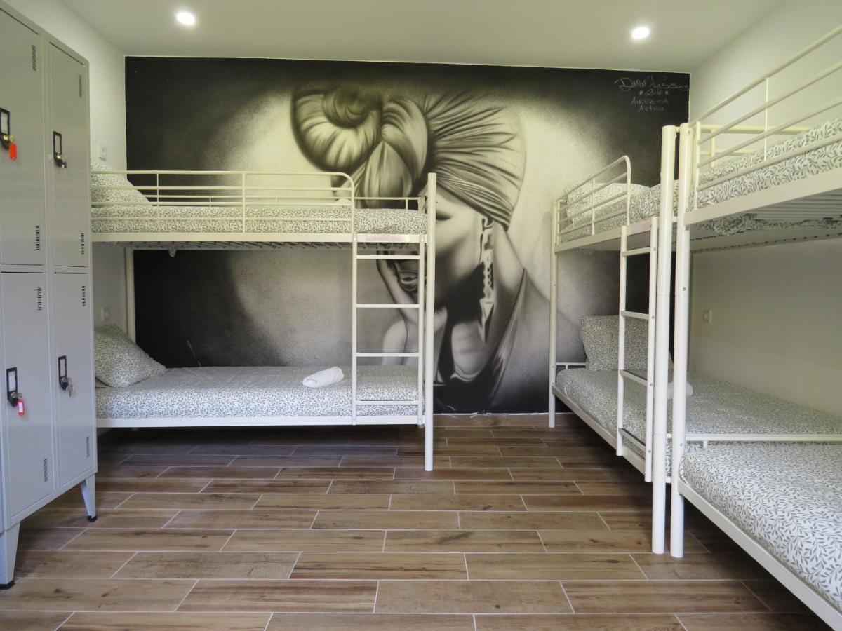לאגוּ‏ש The Macarena Beach Hostel מראה חיצוני תמונה